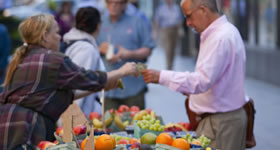 farmers-market-side-image